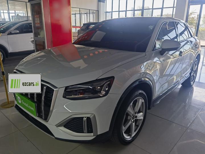 Q2L 2022 35 TFSI Progressive