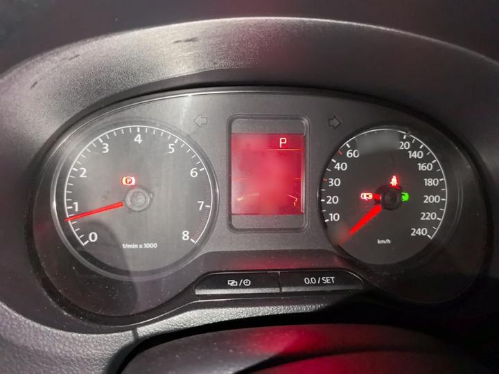 2012 1.6L Cross Polo AT photo 4