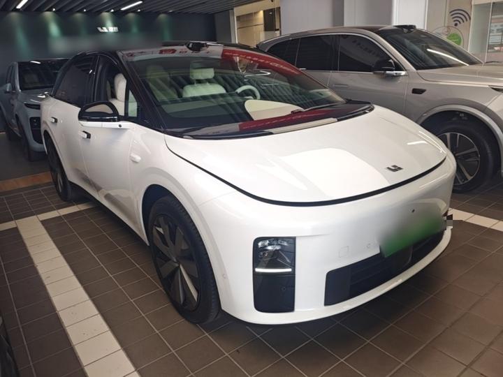 Li Auto i6 2025 AWD Standard photo 3