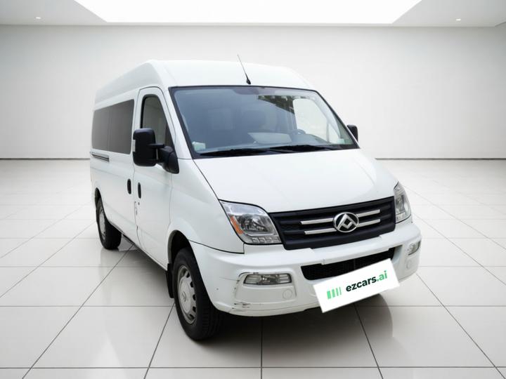 MAXUS V80 2021 2.0T MT Classic 127PS Medium Wheelbase 6/7/8/9-Seater photo 3
