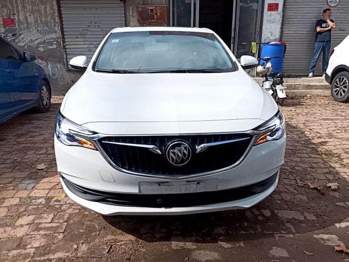 Excelle 2021 Facelift Classic 1.5L AT Elite photo 2