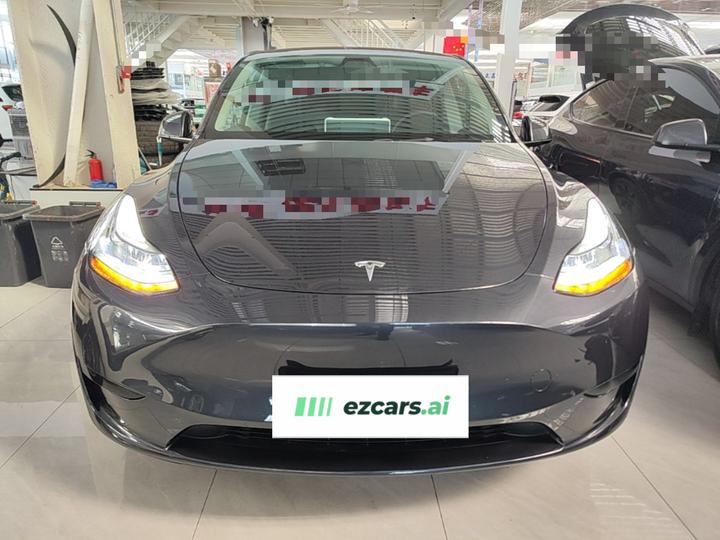 Model Y 2024 RWD photo 2
