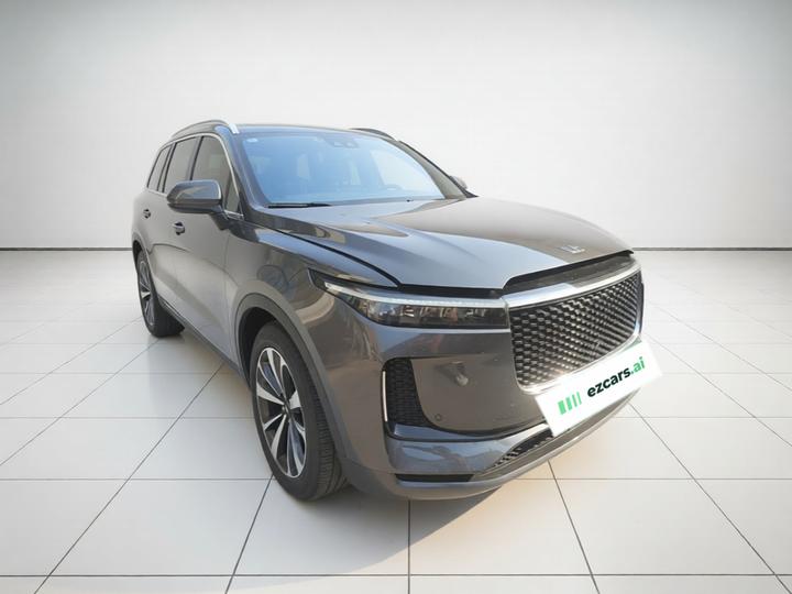 Li Auto ONE 2020 EREV 6-Seater photo 3