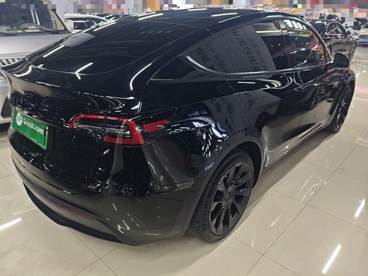 Model Y 2022 RWD photo 4