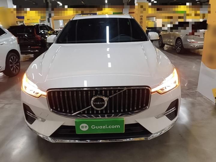 XC60 2025 B5 AWD Luxury photo 2