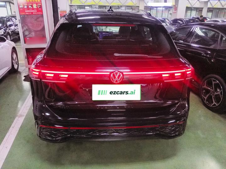 Tiguan L 2024 PRO 330TSI RWD R-Line Smart Premium photo 3