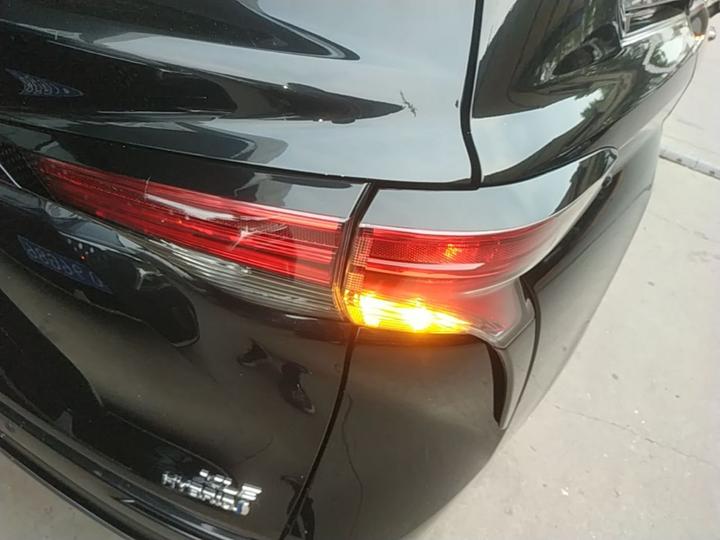 Sienna 2021 2.5L Hybrid Luxury photo 7