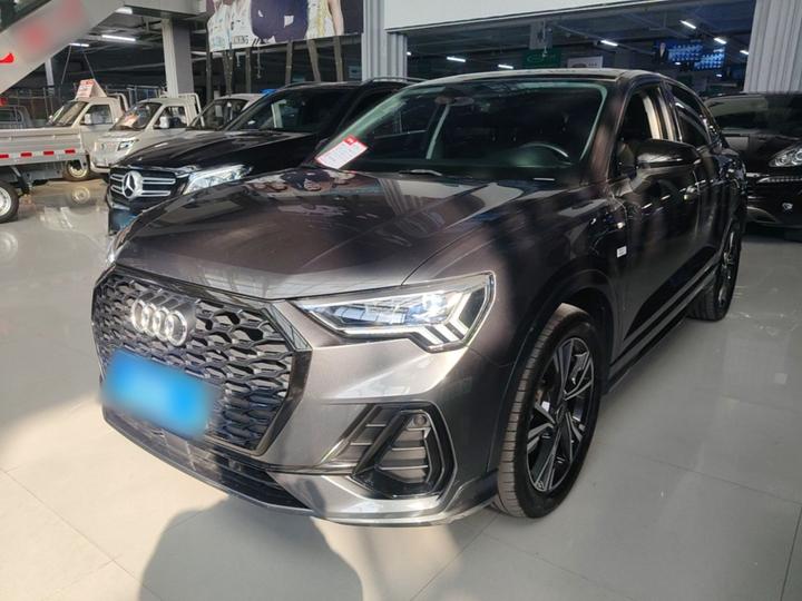 Q3 Sportback 2022 40 TFSI Fashion