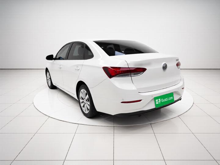Excelle 2021 Facelift Classic 1.5L AT Elite photo 4