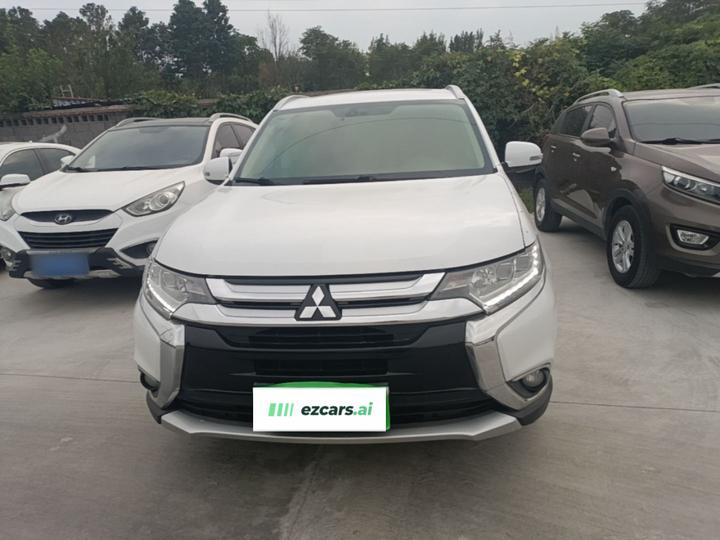 Outlander 2018 2.4L AWD Elite 5-Seater photo 2