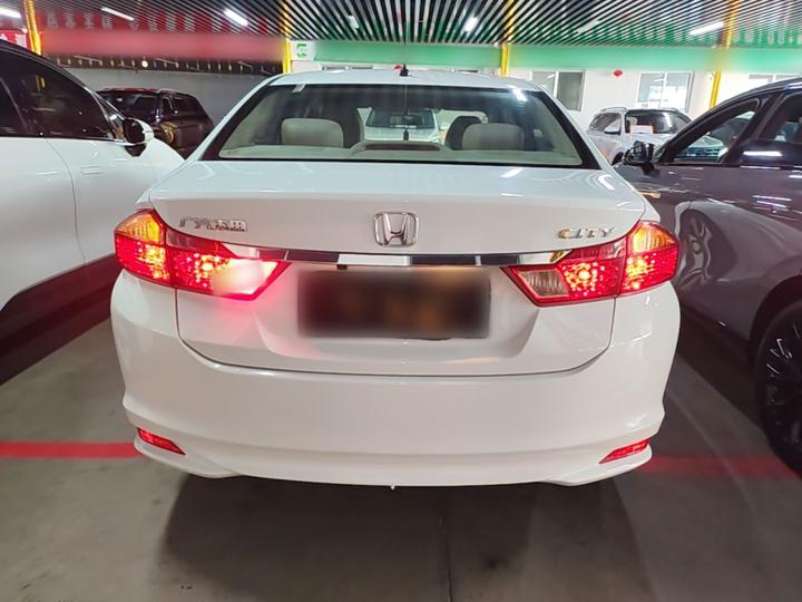 2017 1.5L CVT Comfort photo 3