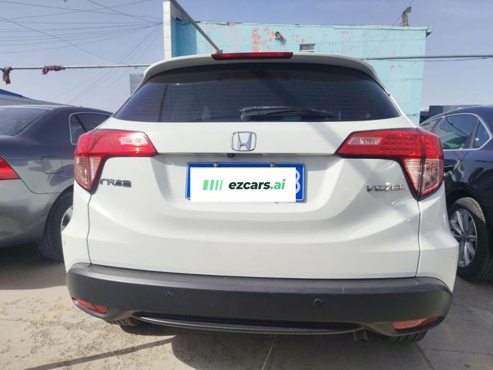 Vezel 2017 1.5L CVT RWD Comfort photo 3