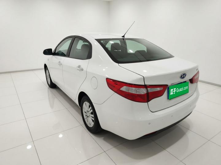 K2 2012 Sedan 1.4L AT GLS Anniversary Edition photo 4