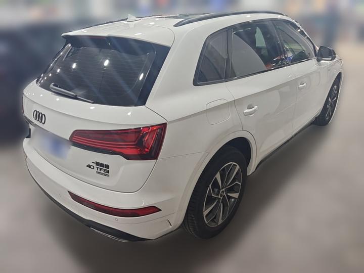 Q5L 2023 40T Luxury Dynamic photo 4