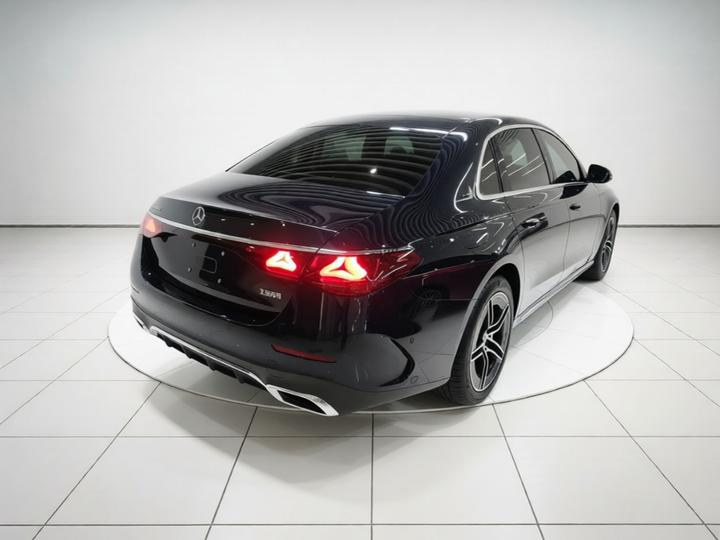 E-Class 2024 E 260 L Sport photo 4
