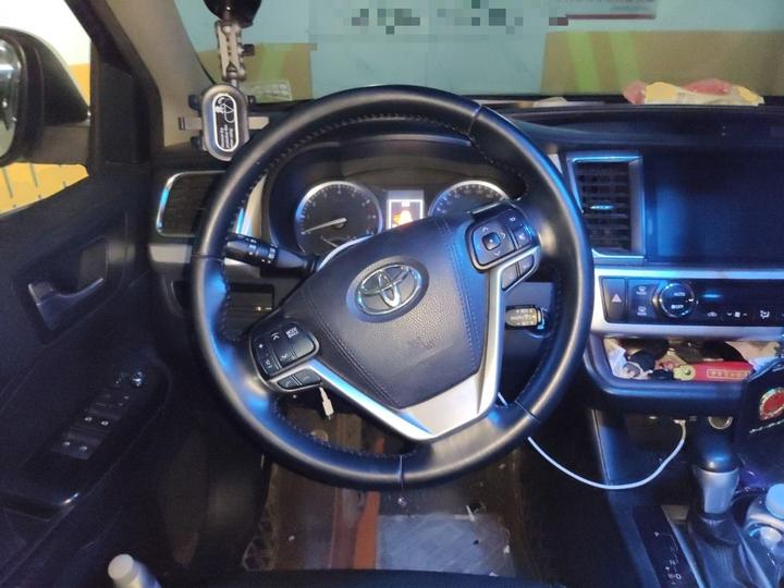 Highlander 2018 2.0T AWD Premium 7-Seater China V photo 8