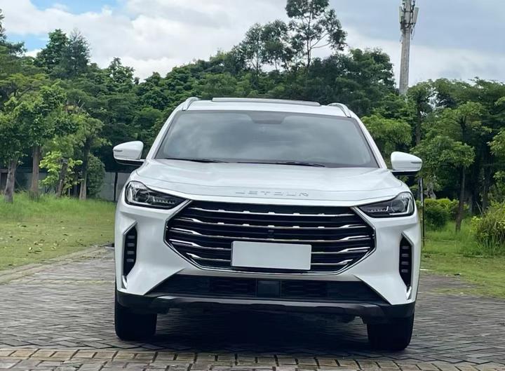 X70 PLUS 2021 Facelift 1.5T DCTPRO 5-Seater photo 2