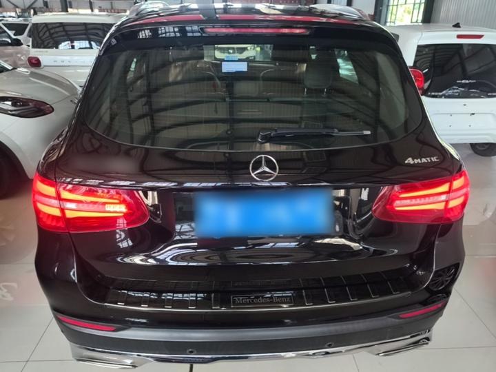 GLC 2017 GLC 200 4MATIC photo 3