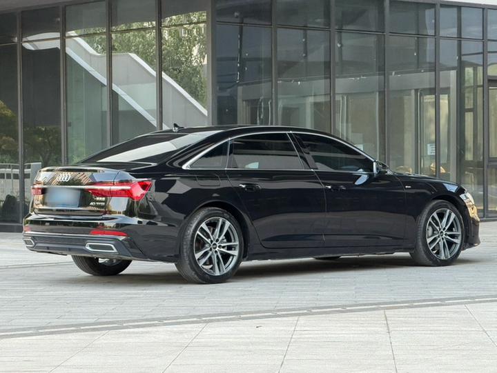 A6L 2022 40 TFSI Luxury Dynamic photo 3