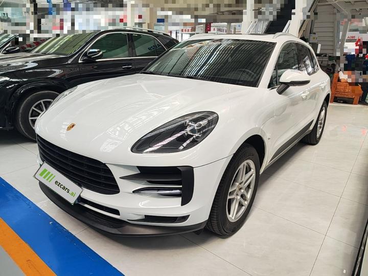2018 Macan 2.0T