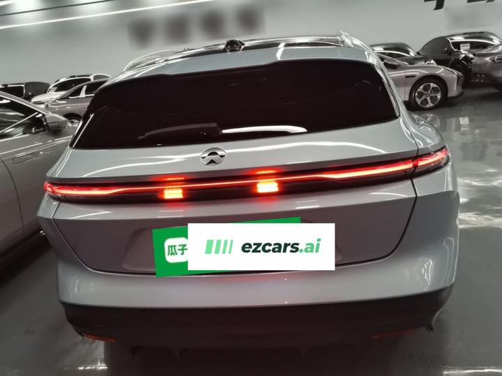 ET5T 2023 75kWh Touring photo 3
