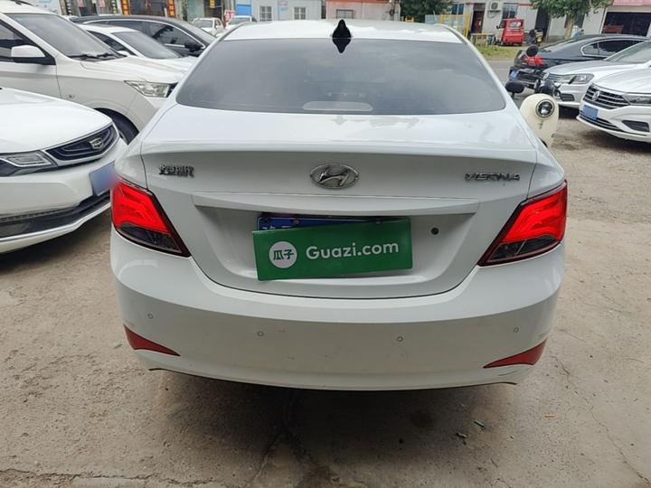 Verna 2016 1.4L AT Smart GLS photo 2
