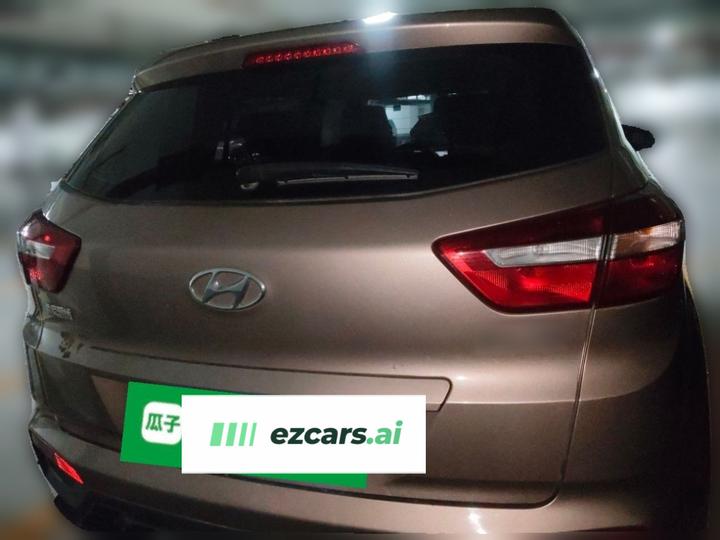 ix25 2015 1.6L AT RWD Smart GLS photo 5