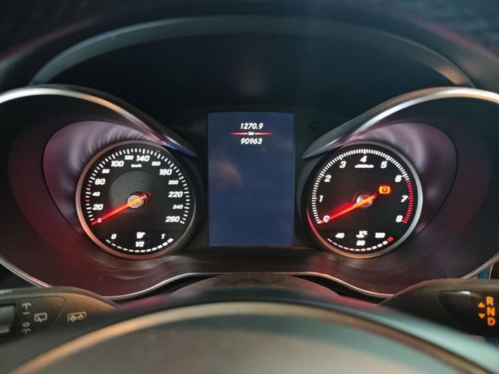 GLC 2019 Facelift GLC 260 L 4MATIC Luxury photo 7