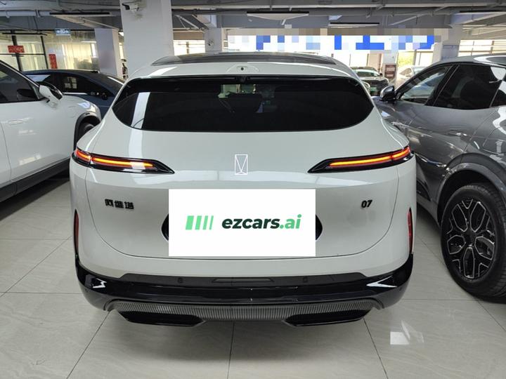 07 2026 Ultra EV AWD photo 3