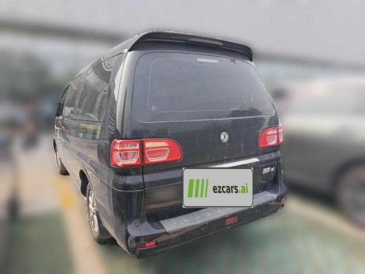 Lingzhi 2020 M5L 1.6L Luxury 7-Seater photo 4