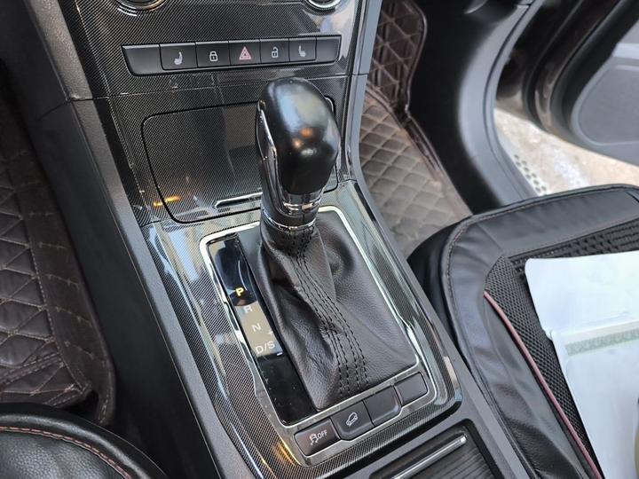 GS 2017 20T AT Exclusive photo 6