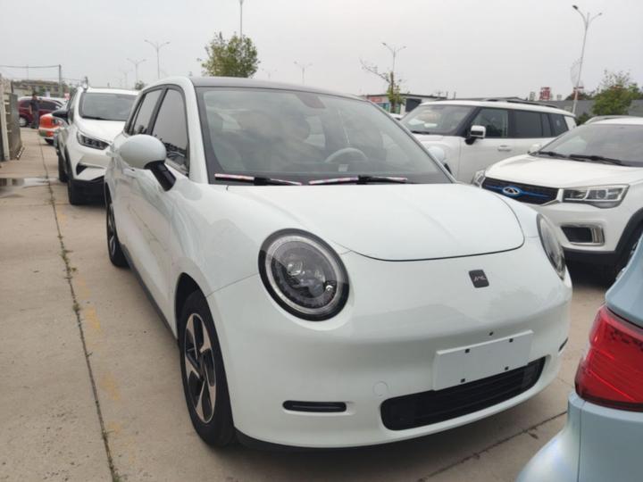 Yiwei 3 2023 505km Pro photo 2