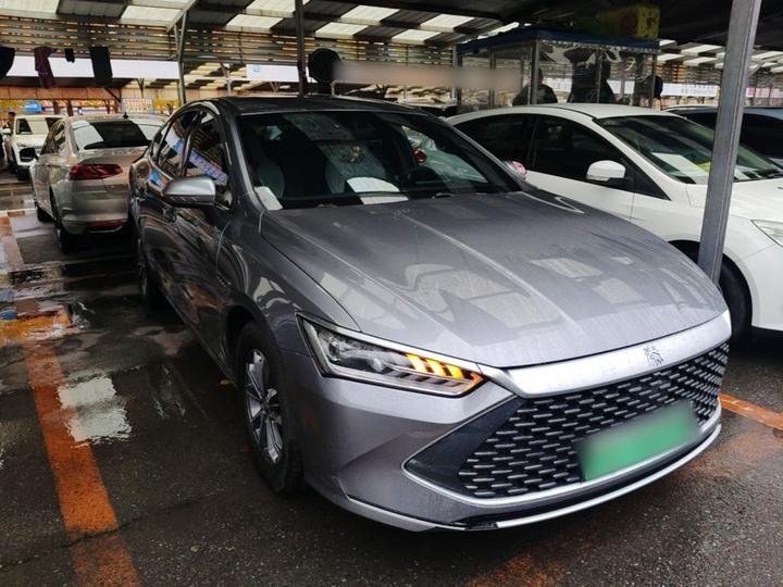 Qin PLUS 2024 Honor DM-i 55KM Leading photo 3