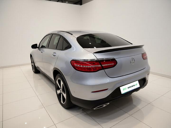 GLC Coupe 2017 GLC 200 4MATIC Coupe SUV photo 4