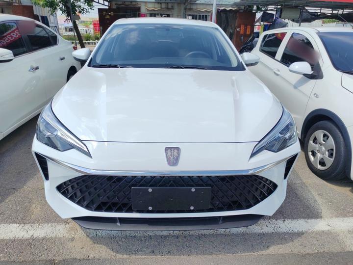 i5 2023 1.5L CVT Luxury photo 3