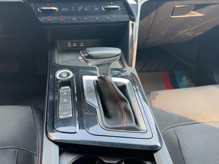 RC-6 2019 1.5T CVT 24 Flagship photo 6