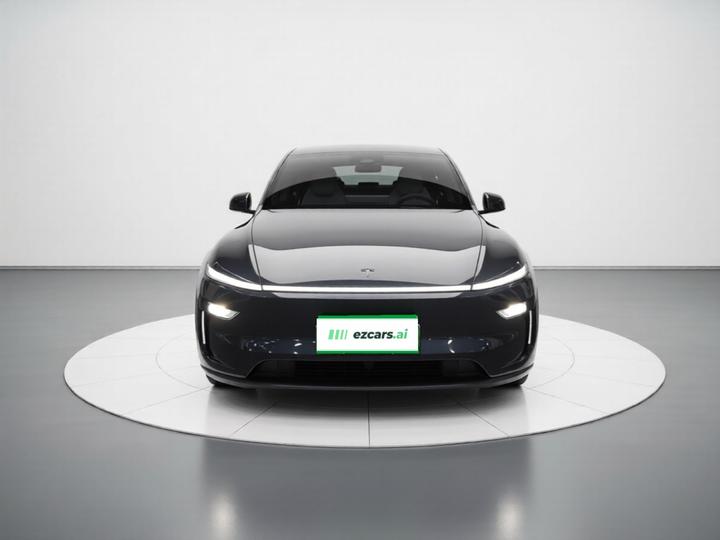 Model Y L 2025 Long Range AWD photo 2