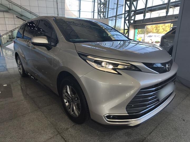 Sienna 2024 2.5L Hybrid AWD Premium photo 3