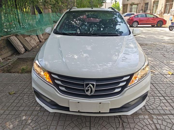 310 2016 1.2L MT Comfort photo 2