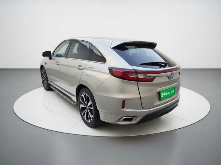 UR-V 2017 240TURBO RWD Luxury China V photo 4