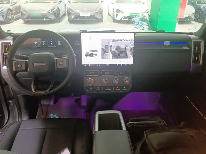 iCAR-Class V23 2025 401 RWD ADAS photo 2