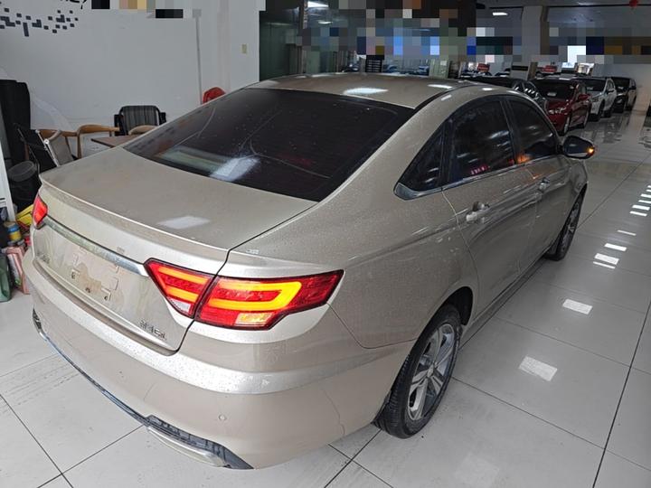 Emgrand GL 2018 1.8L DCT Elite Connected photo 4