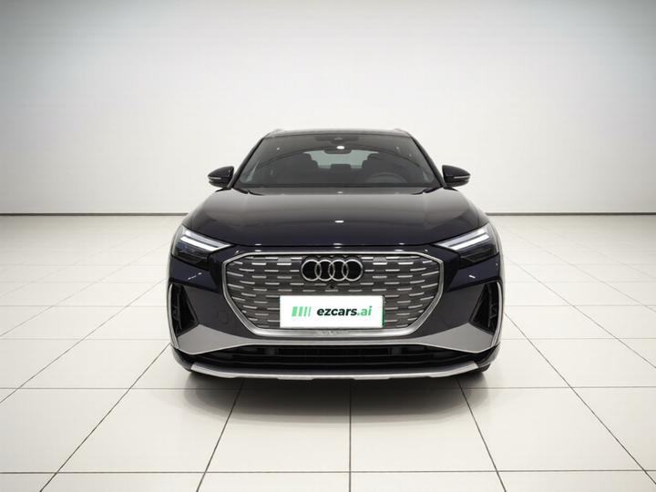 Q4 e-tron 2023 40 e-tron photo 2