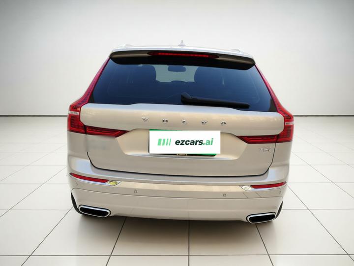 XC60 2021 T5 AWD Luxury photo 3