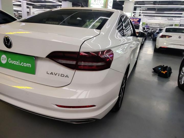 Lavida 2022 1.5L AT photo 7