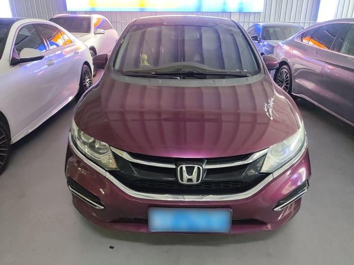 Jade 2017 210TURBO CVT 5-Seater photo 2