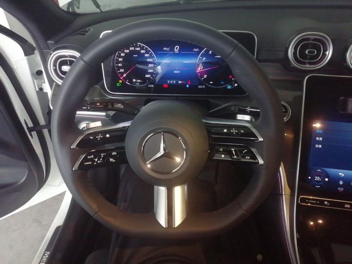 C-Class 2025 Facelift C 260 L Sport photo 6