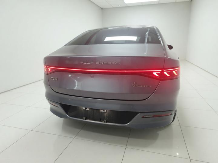Qin PLUS 2023 Champion EV 420KM photo 5