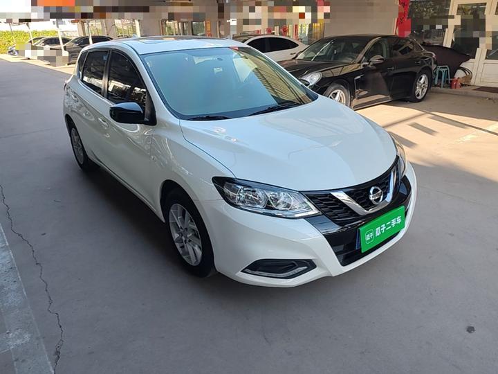 Tiida 2021 1.6L CVT photo 3