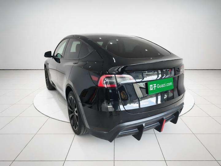 Model Y 2023 RWD photo 4
